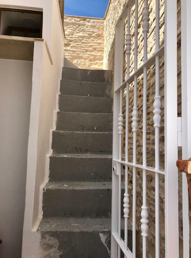 Apartamento Con Terraza,A 100M Playa Costilla Y Frente Al Castillo Rota Extérieur photo